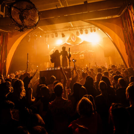 7 VIBES JOURNEY ::: Amsterdam [Sold Out]